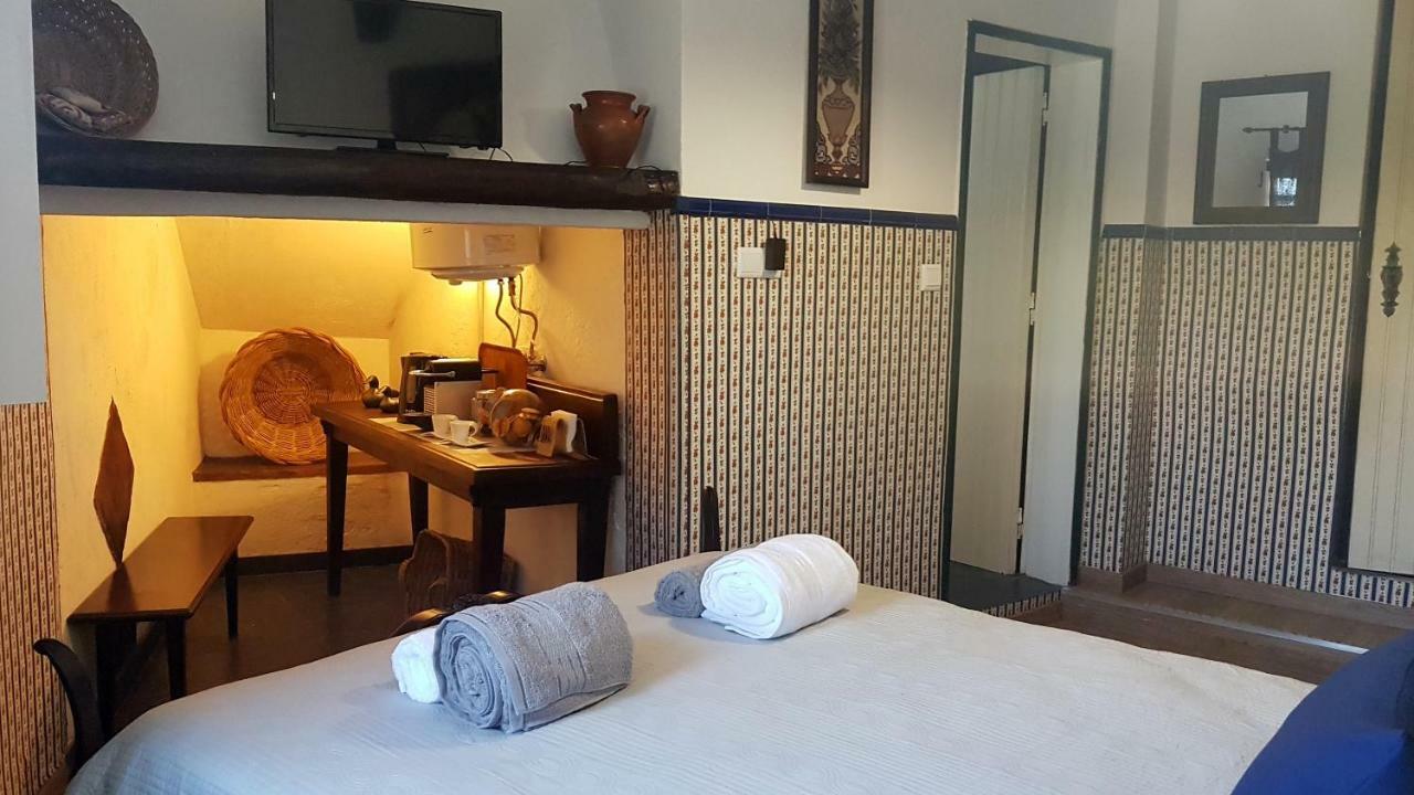 Casa Do Cerrado Apartment Casal da Igreja ภายนอก รูปภาพ